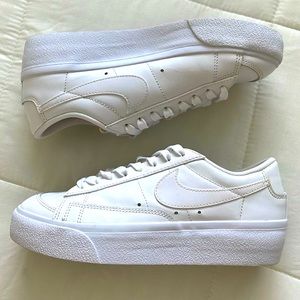 Nike Low Top Blazers